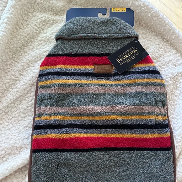 Pendleton Yakima Camp Dog Coat - Picture 1 of 4